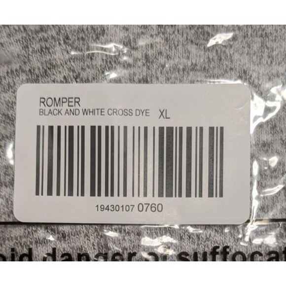 Women's NWT~SOMA Brushed Cozy Super Soft Romper in Black And White Cross Dye XL - Picture 6 of 8